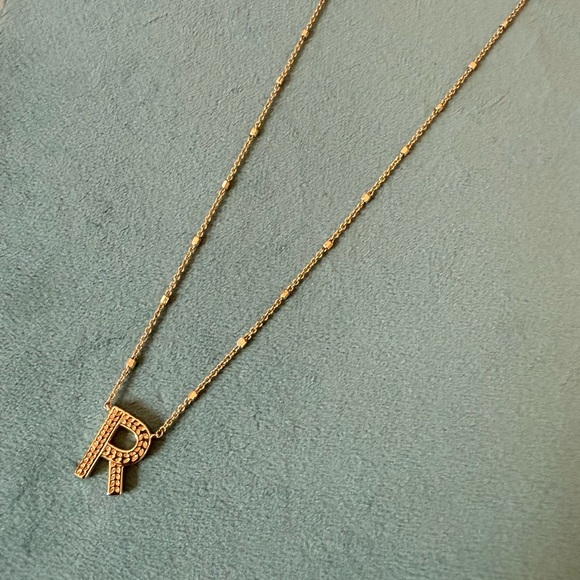 Kendra Scott Gold Initial 'R' Necklace EUC - Picture 1 of 4